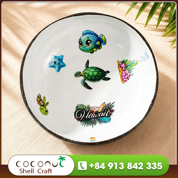 Lacquered coconut shell bowl